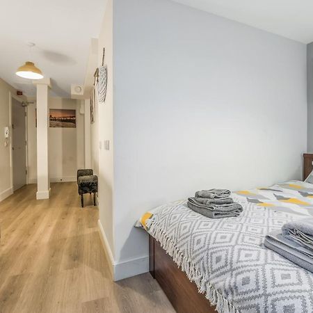 Relaxing & Cozy Studio Apartment - Oasis In The Heart Of Edinburgh - Sleeps Up To 3 Guests Exteriör bild